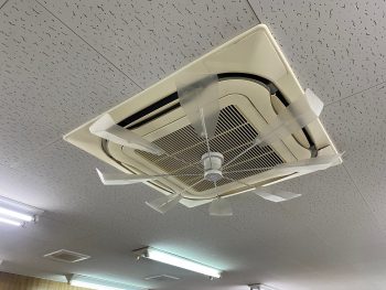 兵庫県尼崎市　業務用エアコン分解洗浄！
